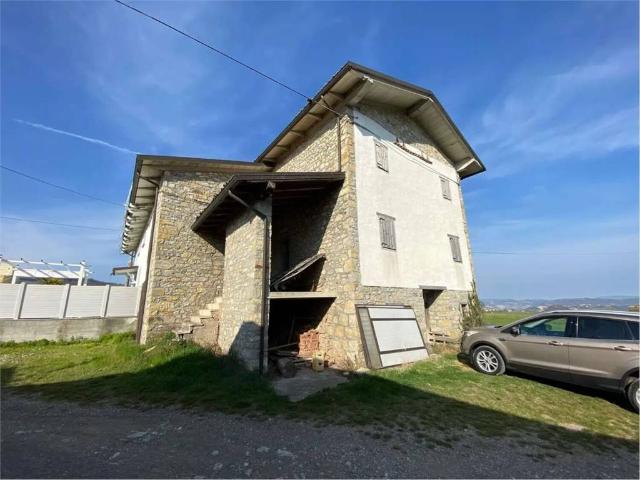Rustico in vendita a Unione dei comuni del Frignano, Serramazzoni