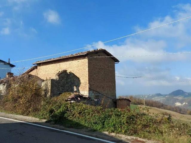 Rustico in vendita a Unione dei comuni del Frignano, Serramazzoni