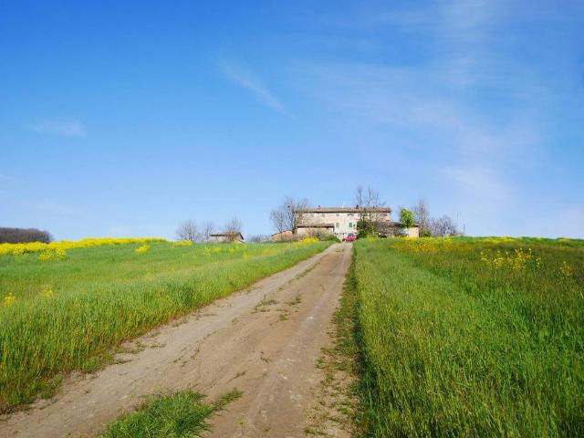 Rustico in vendita a Unione dei comuni del Frignano, Serramazzoni