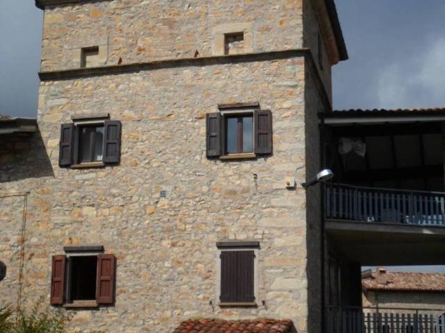 Rustico in vendita a Unione dei comuni del Frignano, Serramazzoni