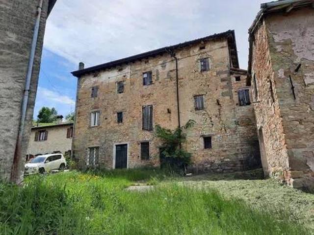 Rustico in vendita a Unione dei comuni del Frignano, Serramazzoni