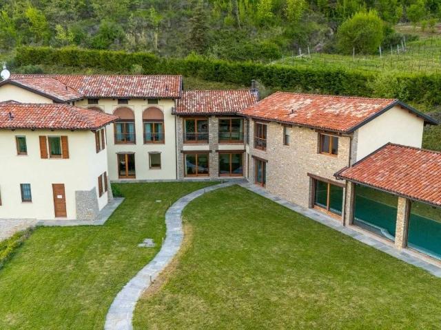 Villa Indipendente in vendita a Piemonte, Cuneo