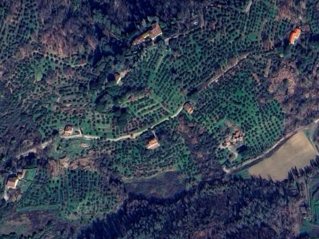 Rustico in vendita a Vinacciano, Serravalle Pistoiese