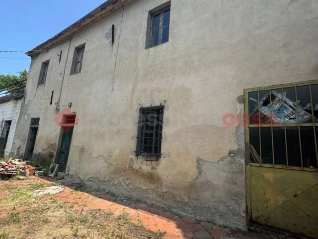 Rustico in vendita a Serravalle Pistoiese, Toscana