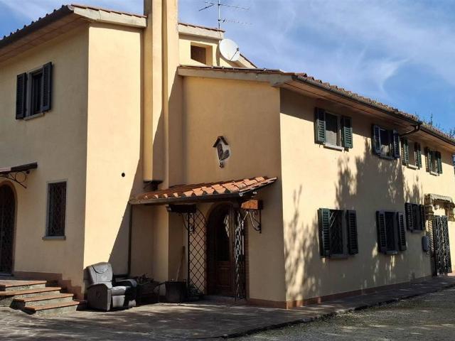 Rustico in vendita a Serravalle Pistoiese, Toscana