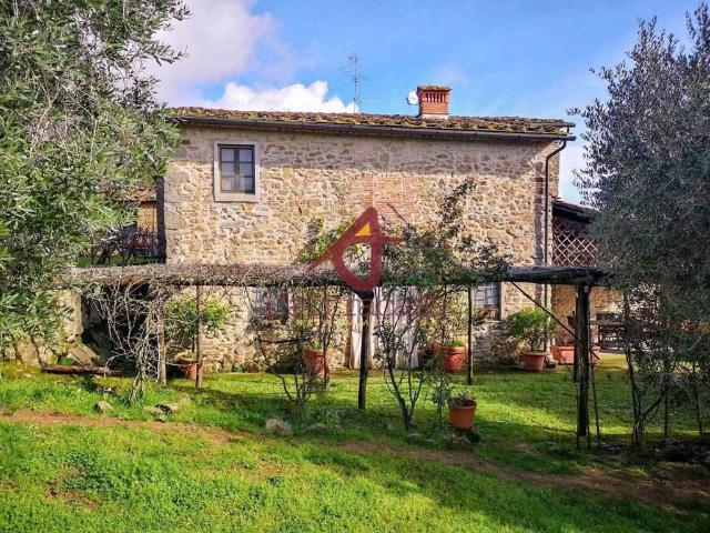 Rustico in vendita a Serravalle Pistoiese, Toscana