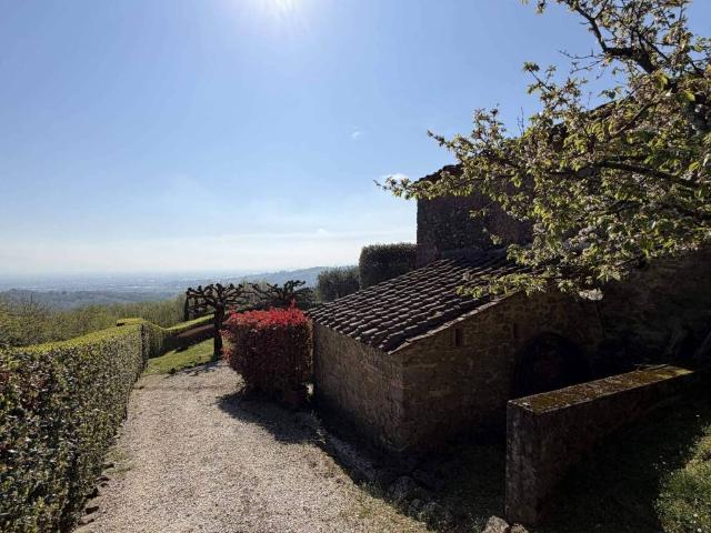 Rustico in vendita a Stazione Masotti, Serravalle Pistoiese