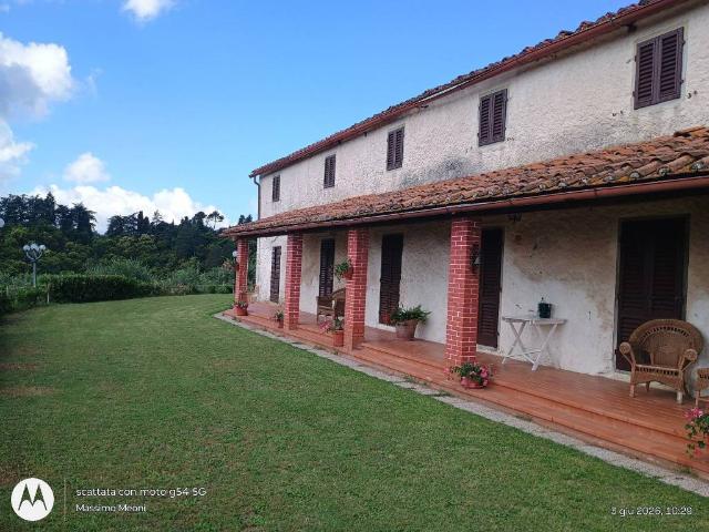 Rustico in vendita a Montevettolini, Toscana