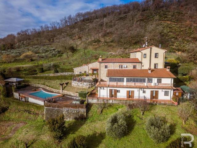 Rustico in vendita a Serravalle Pistoiese, Toscana