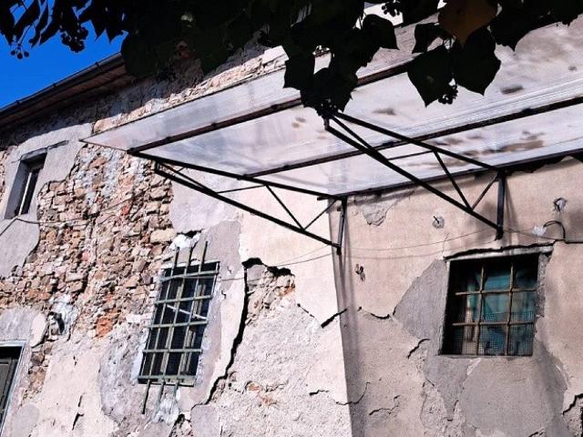 Rustico in vendita a Vinacciano, Serravalle Pistoiese