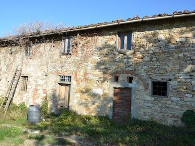 Rustico in vendita a Serravalle Pistoiese, Toscana