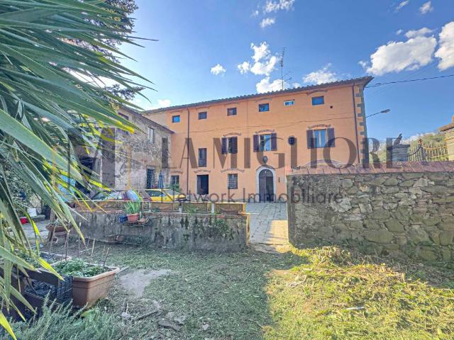 Rustico in vendita a Serravalle Pistoiese, Toscana