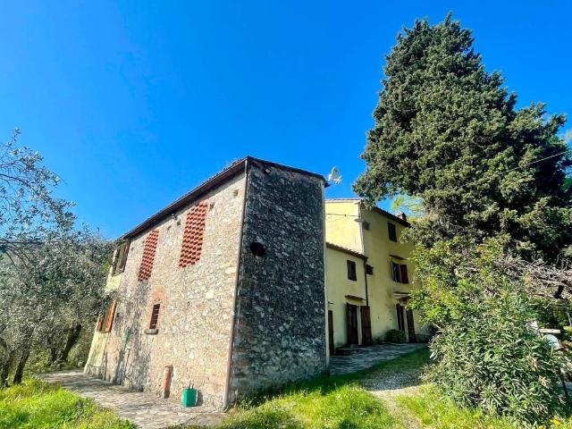 Rustico in vendita a Stazione Masotti, Serravalle Pistoiese