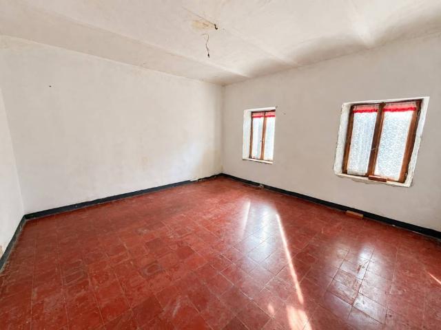 Rustico in vendita a Settime, Asti