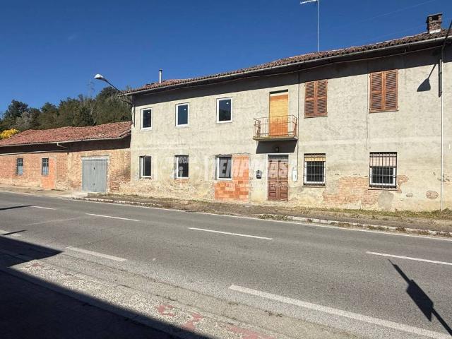 Rustico in vendita a Piemonte, Asti