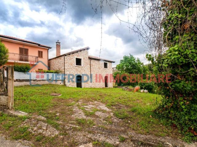 Rustico in vendita a Sezze, Lazio