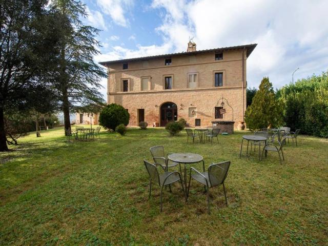 Rustico in vendita a Sant'Apollinare, Siena