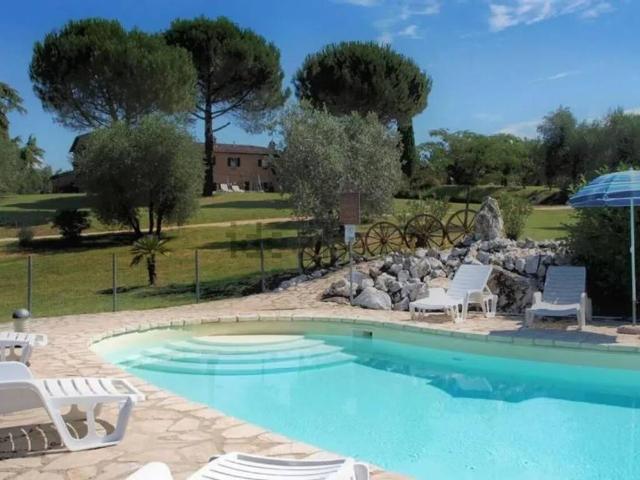 Rustico in vendita a Pian delle Fornaci, Siena