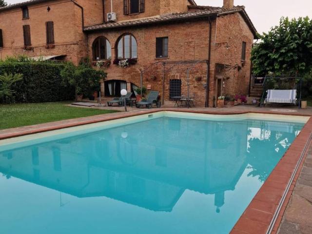 Rustico in vendita a Siena, Toscana