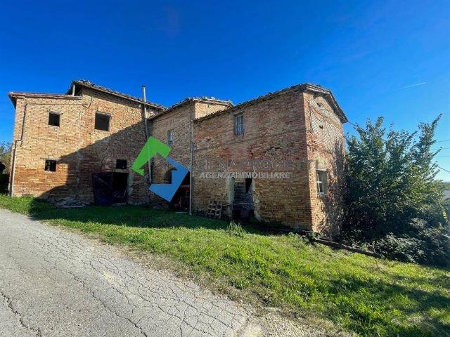 Rustico in vendita a Siena, Toscana
