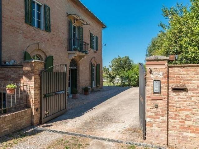 Rustico in vendita a Siena, Toscana