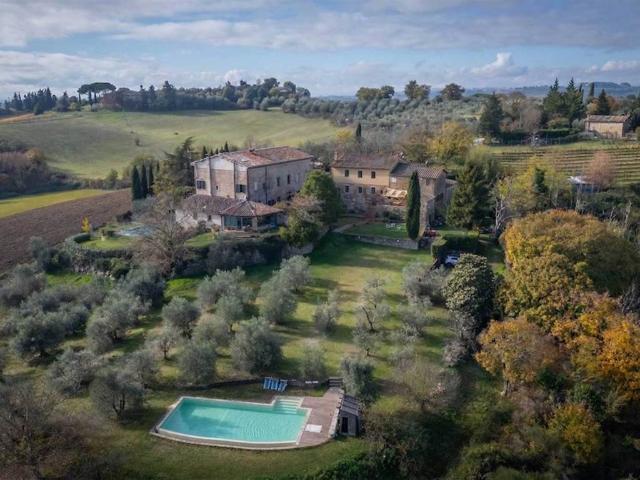 Rustico in vendita a Siena, Toscana