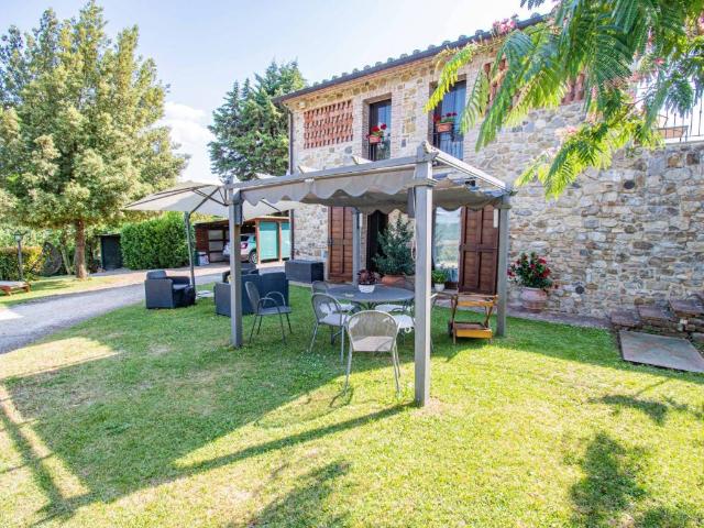 Rustico in vendita a Siena, Toscana