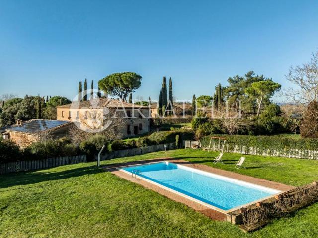 Rustico in vendita a Siena, Toscana