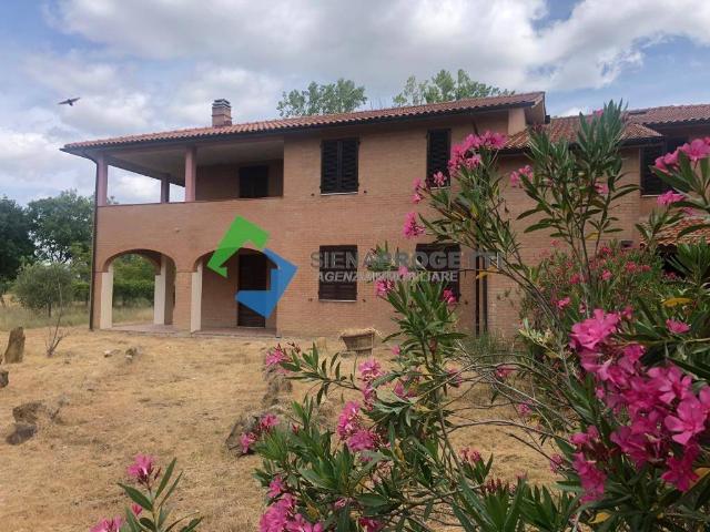 Rustico in vendita a Due Ponti, Siena