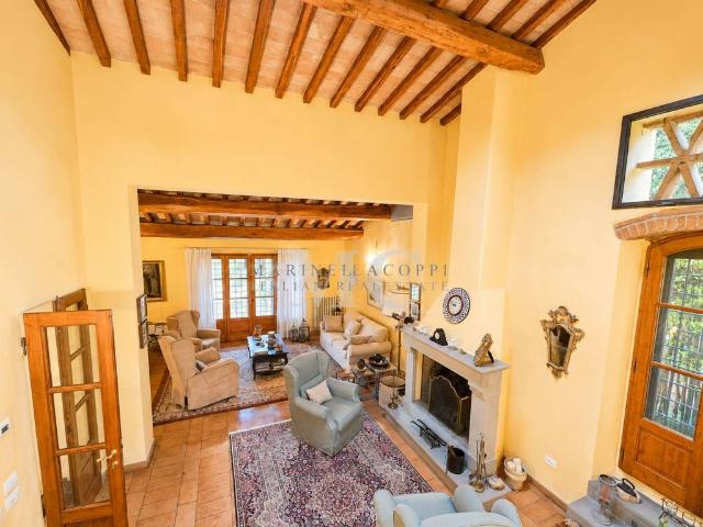 Rustico in vendita a Signa, Toscana