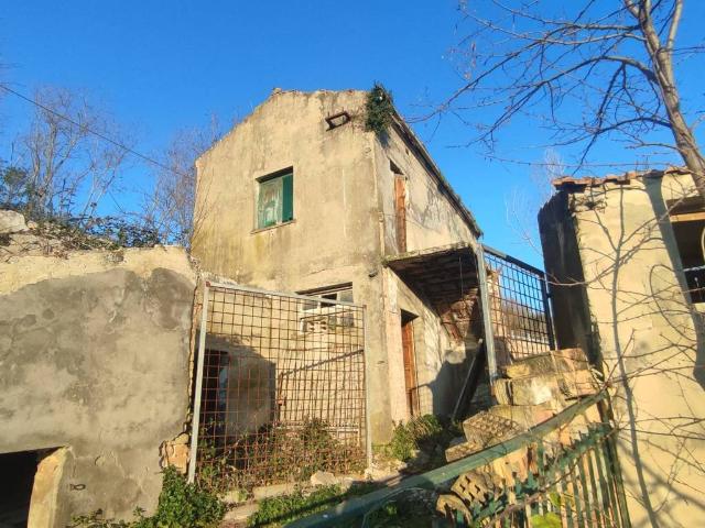 Rustico in vendita a Silvi, Abruzzo
