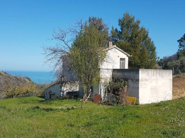 Rustico in vendita a Silvi, Abruzzo