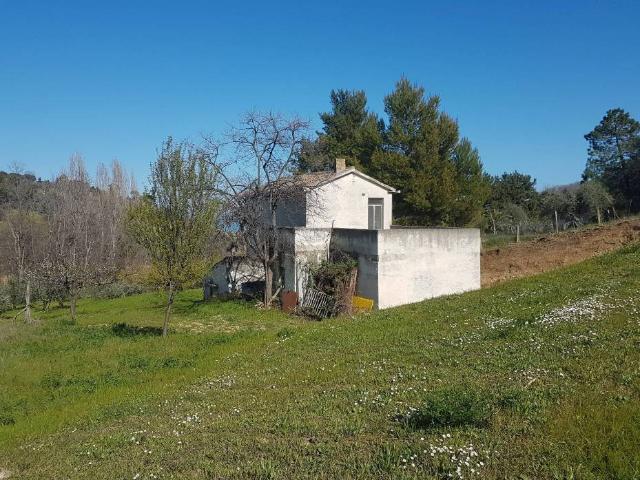 Rustico in vendita a Silvi, Abruzzo