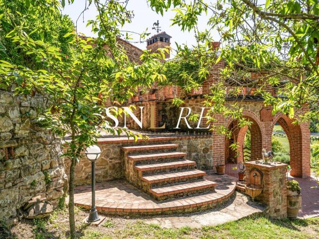 Rustico in vendita a Rigomagno Scalo, Pieve Di Sinalunga