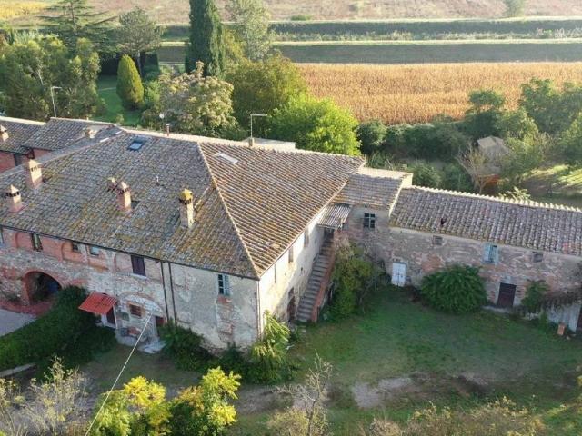 Rustico in vendita a Pieve Di Sinalunga, Toscana