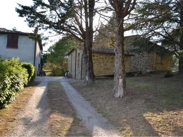 Rustico in vendita a Scrofiano, Sinalunga