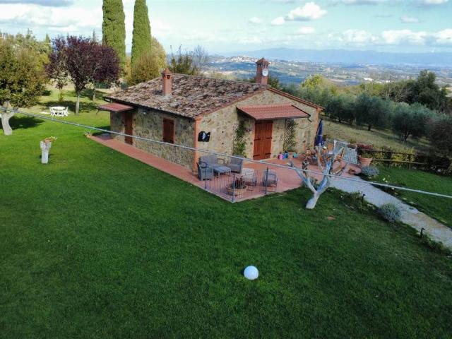 Rustico in vendita a Pieve Di Sinalunga, Toscana