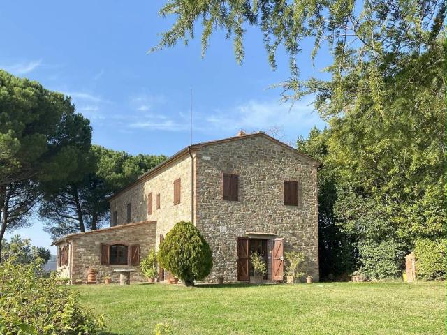 Villa Indipendente in vendita a Pieve Di Sinalunga, Toscana