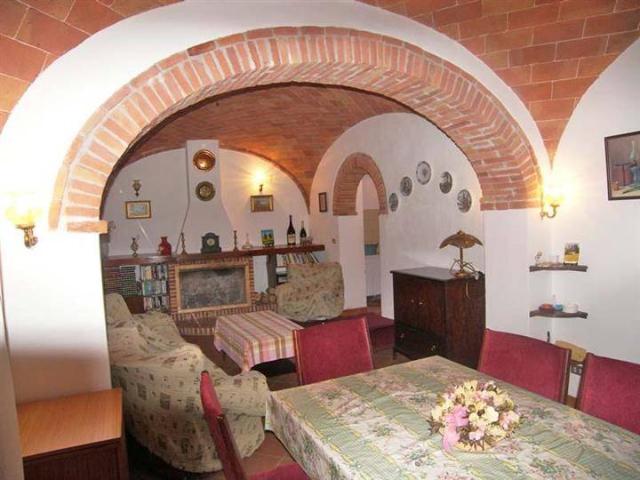 Rustico in vendita a Sinalunga, Siena