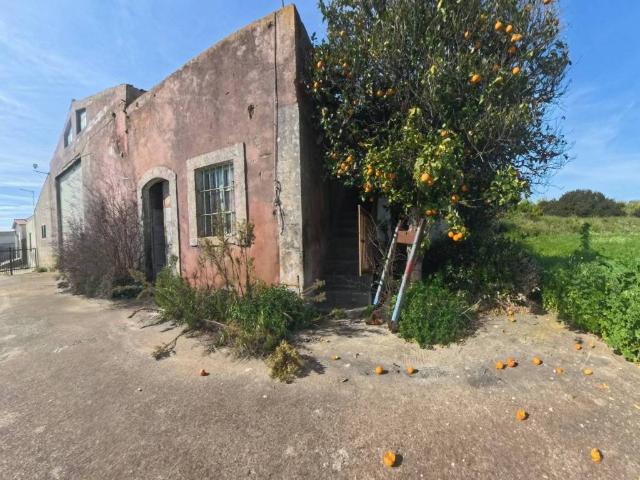 Rustico in vendita a Siracusa, Sicilia