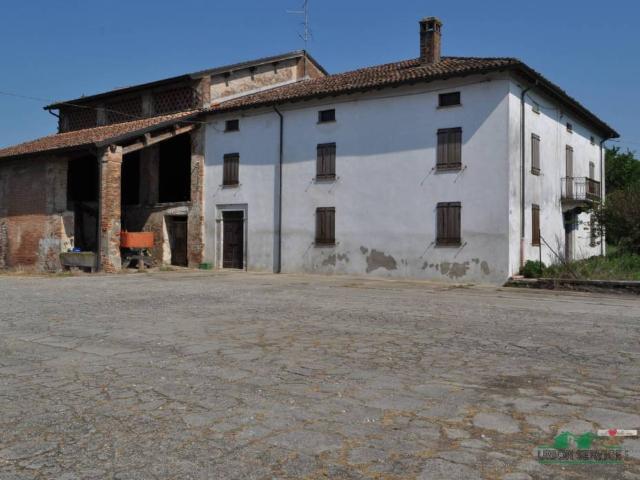 Rustico in vendita a Sissa Trecasali, Palasone