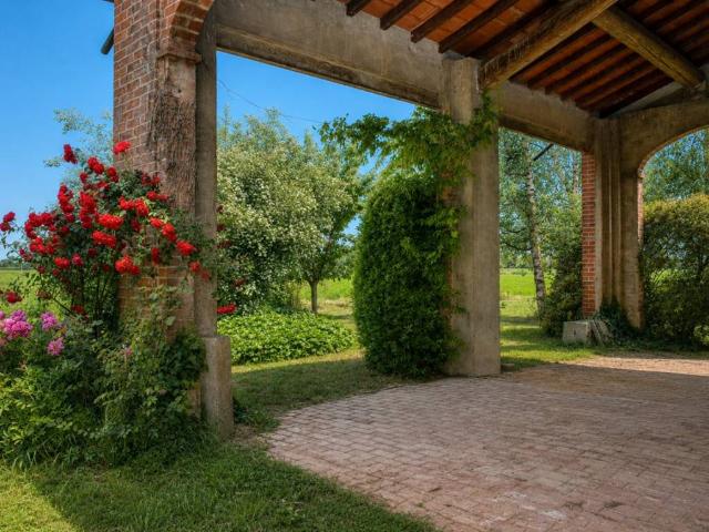 Rustico in vendita a Sissa Trecasali, Gramignazzo