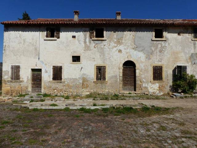 Rustico in vendita a Cazzano Di Tramigna, Veneto