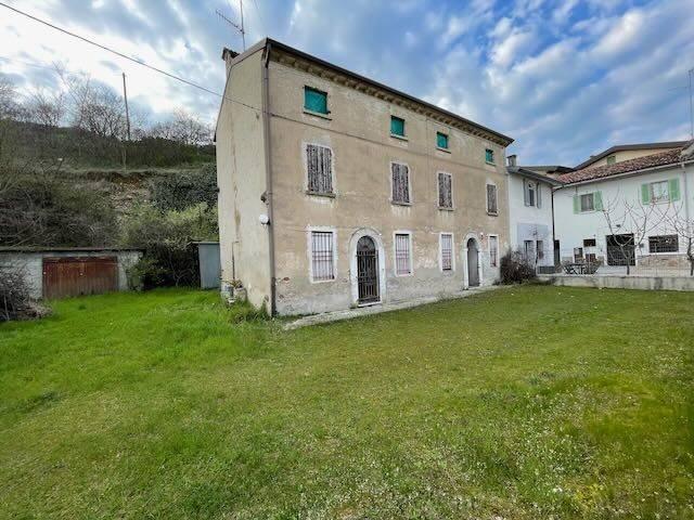 Rustico in vendita a Solferino, Lombardia