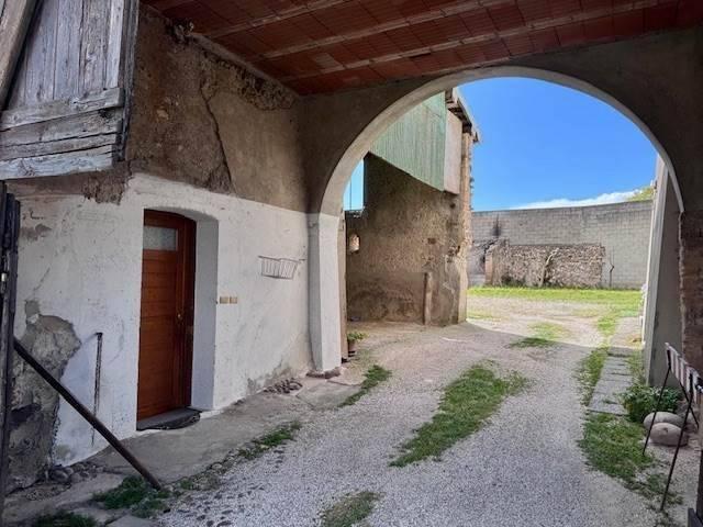 Rustico in vendita a Cavriana, Lombardia
