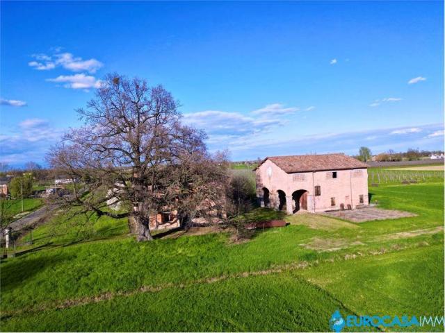 Rustico in vendita a Unione delle Terre d'Argine, Soliera