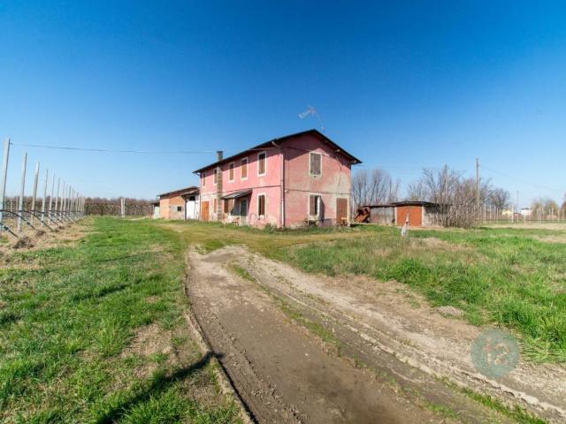 Rustico in vendita a Unione delle Terre d'Argine, Soliera