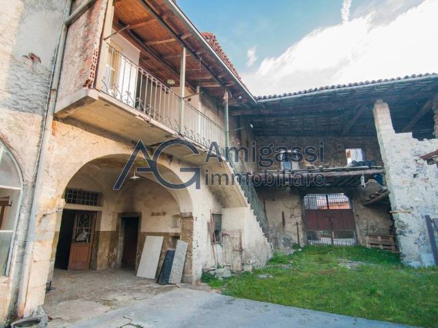 Rustico in vendita a Solto Collina, Lombardia