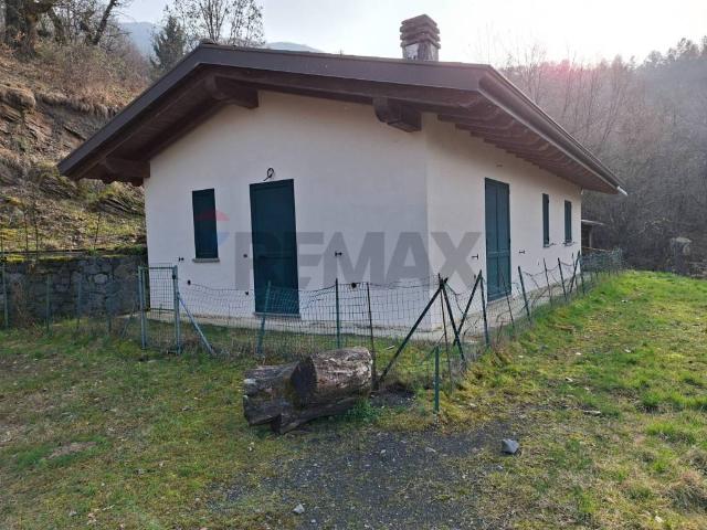 Rustico in vendita a Solto Collina, Lombardia