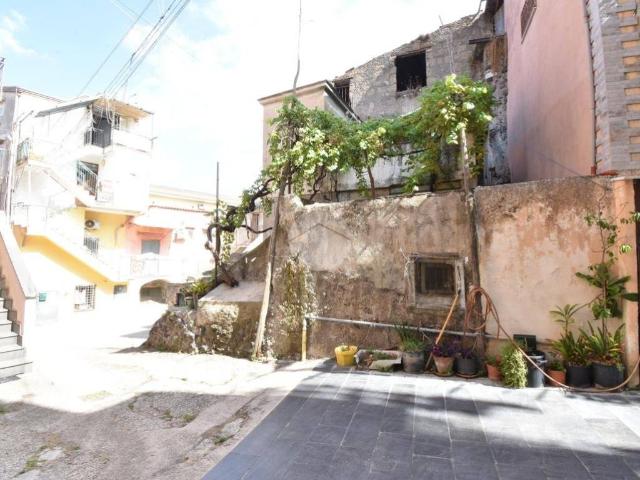Rustico in vendita a Borgo Casamale, Somma Vesuviana